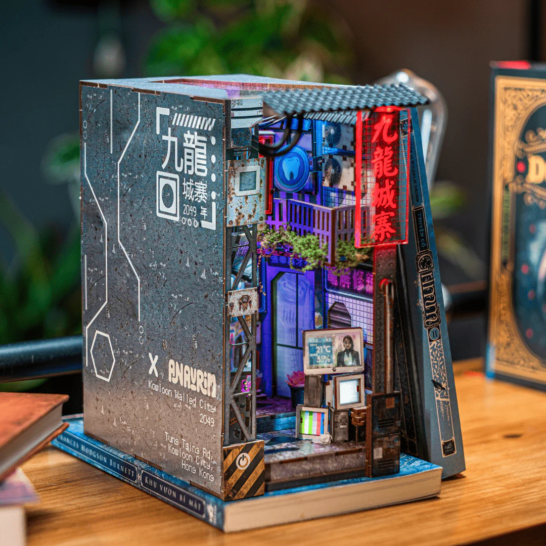 Kowloon Walled City 2049 Book Nook Kit - Image 9